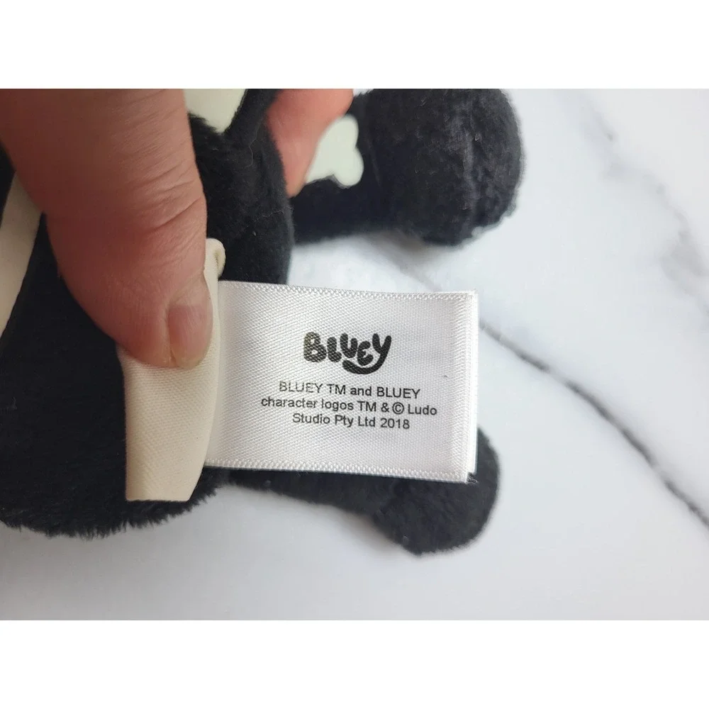 Bluey and Bingo Glow-In-The-Dark Skeleton Costume Plush‎ by Dan Dee